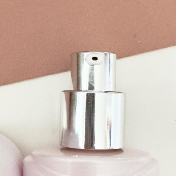 New Dior Dream Skin Care And Perfect - Picture 5 of 6